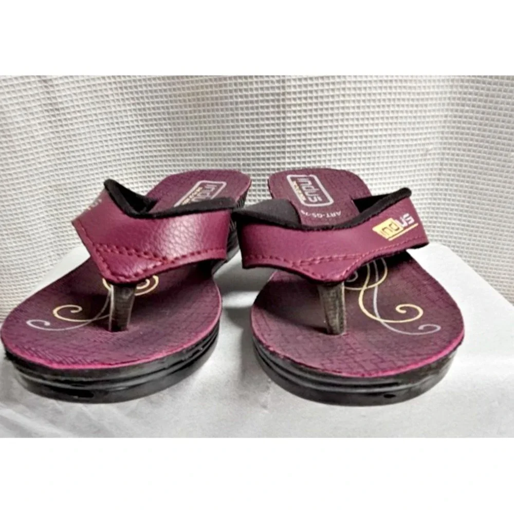 lndus faux‎ leather upper red girl slip on wedges flip flops Sz 9
